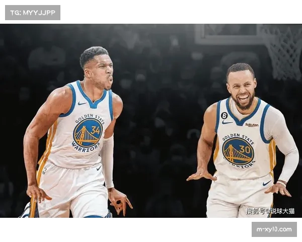 NBA与孩之宝联手推出球星变形金刚首批发售库里字母哥成为焦点 NBA与孩之宝联手推出球星变形金刚首批发售库里字母哥成为焦点