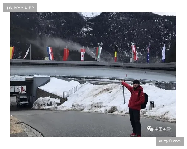 中国雪车队刻苦训练,期待米兰冬奥会让国歌嘹亮 中国雪车队刻苦训练,期待米兰冬奥会让国歌嘹亮